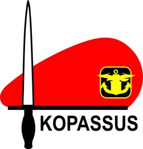 Kopassus Baret Merah Logo PNG Vector